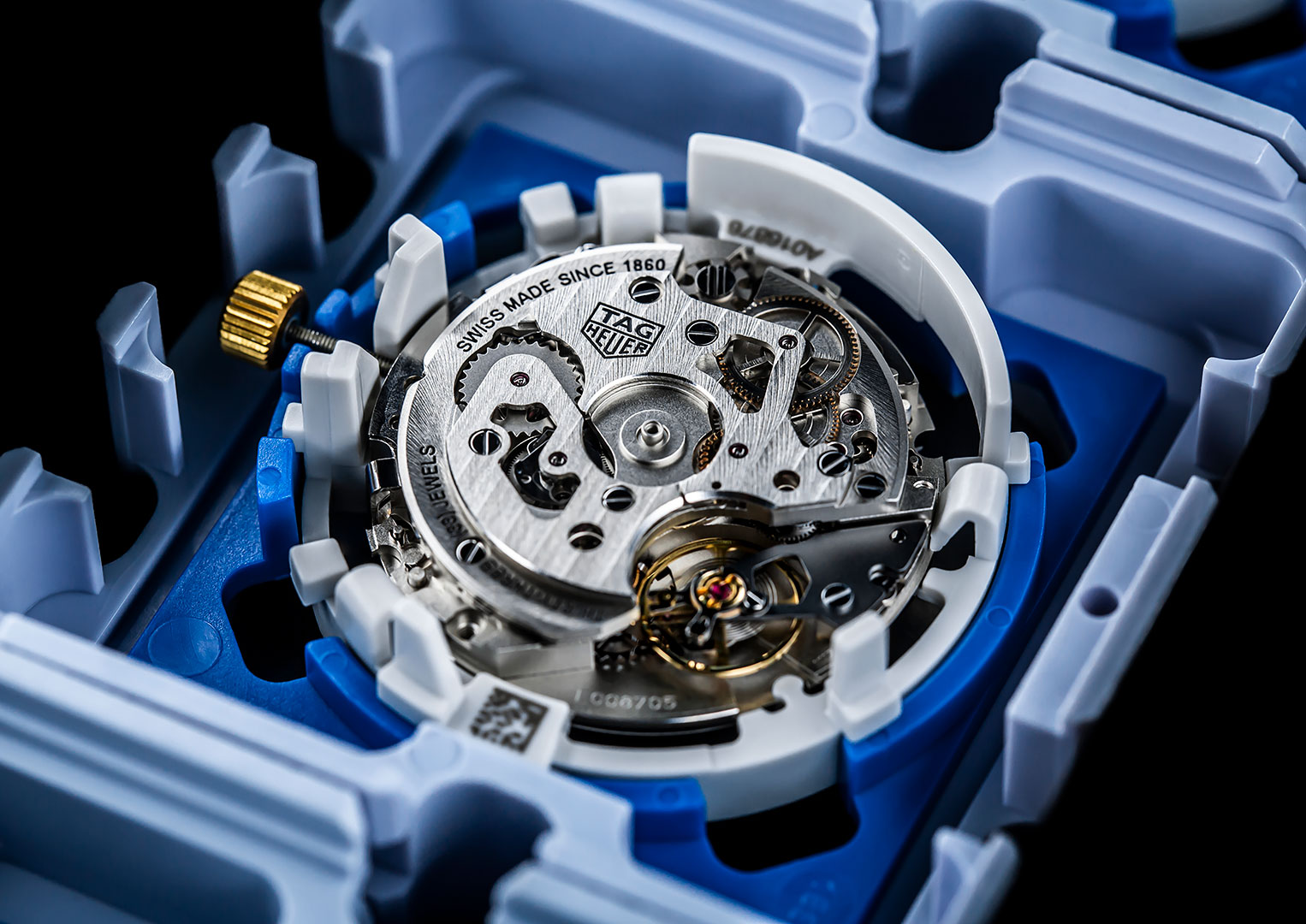 Modern TAG Heuer movements are either in house or bought from the likes of Sellita